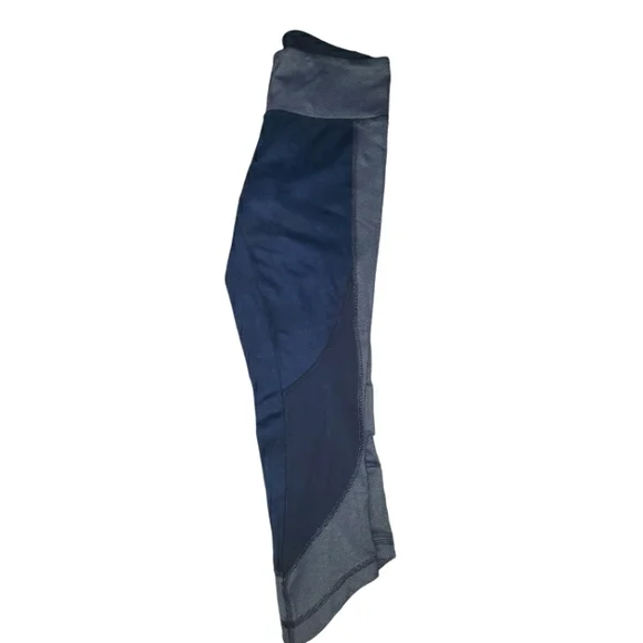 Lululemon Capri leggings - Picture 4 of 5